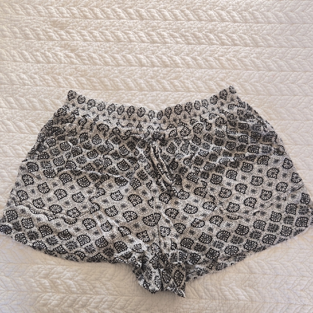 Black and White Patterned Shorts